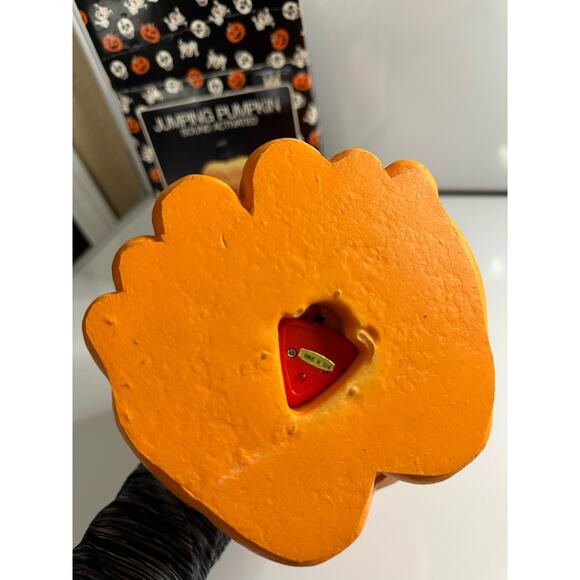 2 new vintage Halloween grumpy pumpkin displays. UNTESTED! Orange decoration - Picture 11 of 16